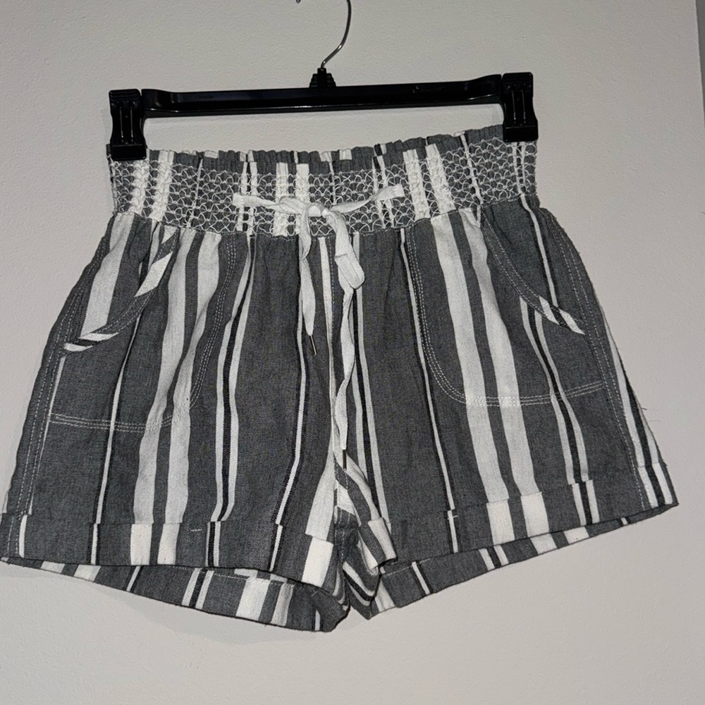 Grey and white striped shorts size M
